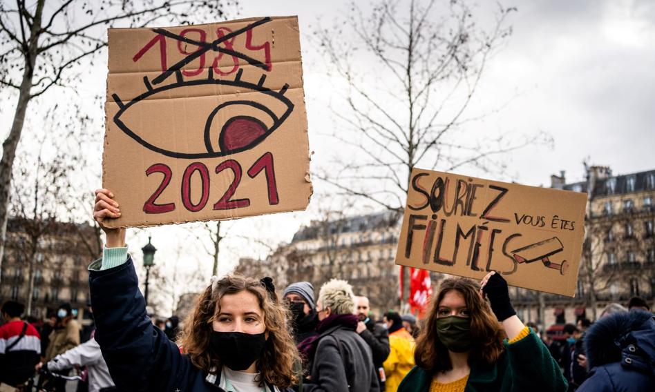 Protesty we Francji przeciw ustawie o bezpieczeństwie i restrykcjom