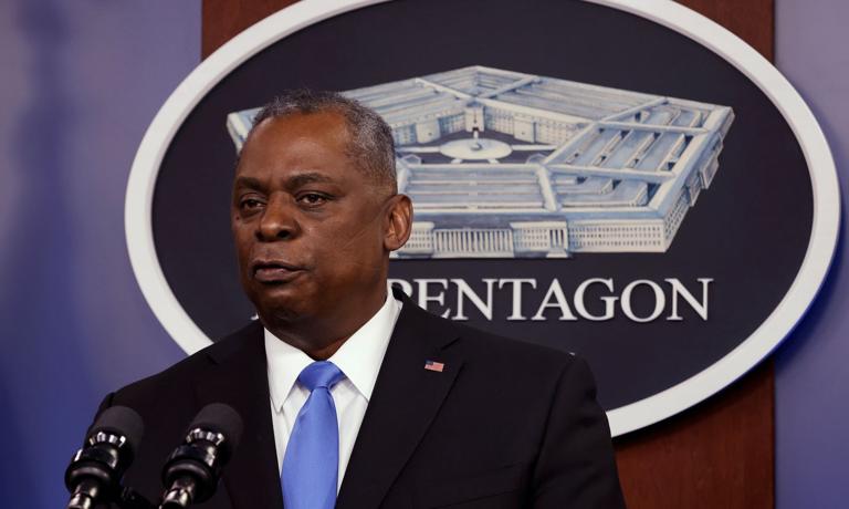Pentagon oznámil nový program vojenské pomoci pro Ukrajinu.  Mezi výzbrojí
