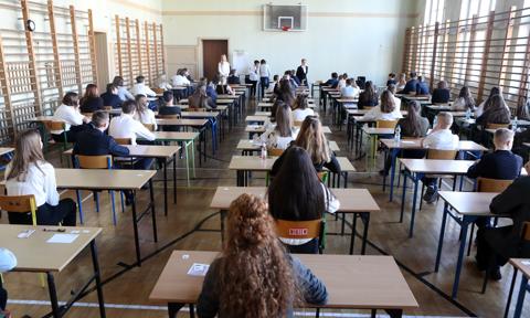 Procenty, ułamki i pola brył. Podsumowanie egzaminu ósmoklasisty z matematyki