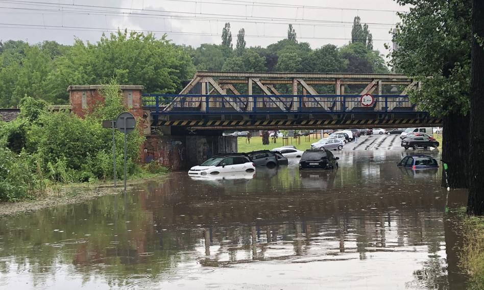 Wtorkowa nawałnica nad Poznaniem. Miasto liczy straty