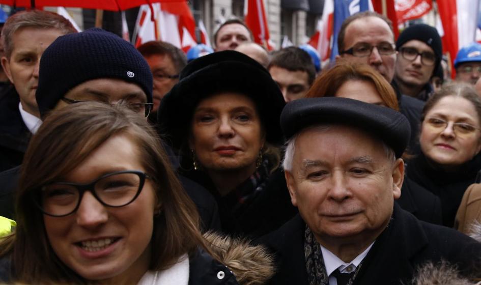 Politycy Nowoczesnej i PO apelują do PiS, by nie dzieliło Polaków