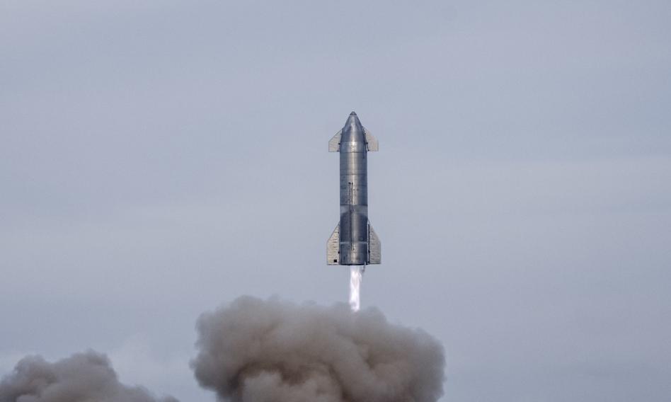 Eksplozja przy lądowaniu. Nieudana próba rakiety Starship SN11 firmy SpaceX