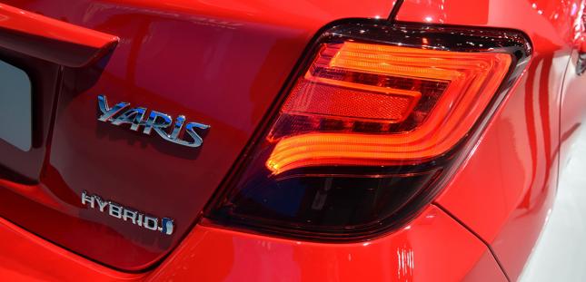Klienci indywidualni zarejestrowali w listopadzie o 25 proc. więcej nowych aut niż miesiąc wcześniej. Najczęściej decydowali się na toyotę yaris