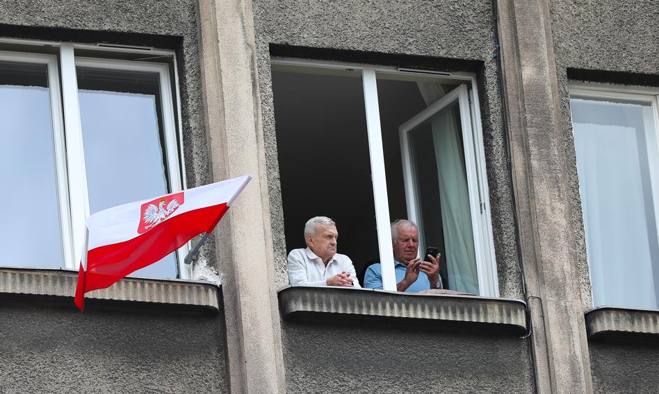 Późniejsza emerytura musi się opłacać. Polacy wolą pracować na świadczeniu, niż ją opóźniać