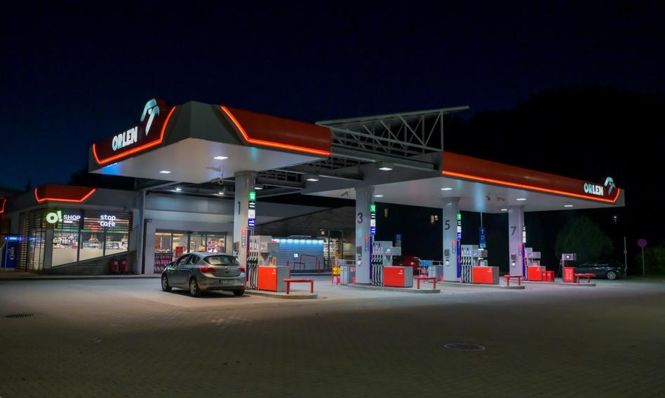 Wigilijne tankowanie będzie tańsze niż rok temu