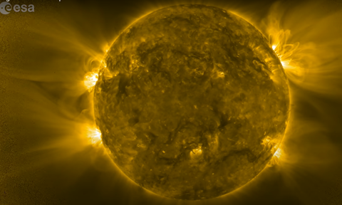 Spektakularne zdjęcia Słońca z europejskiej sondy
