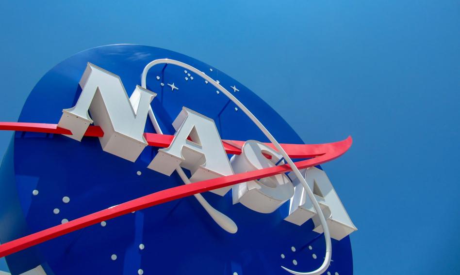 NASA wynajmie pojazdy księżycowe od prywatnych firm