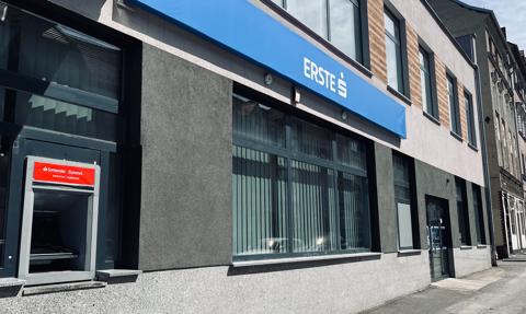 Rusza rebranding Santandera na Erste Bank. Co to oznacza dla klientów?