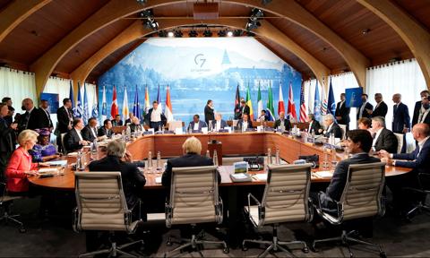 Przywódcy krajów grupy G7 zapowiadają pociągnięcie Putina do odpowiedzialności