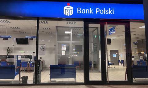 Realizacja strategii PKO BP przynosi efekty. Bank może zwiększyć akcję kredytową o 100 mld zł