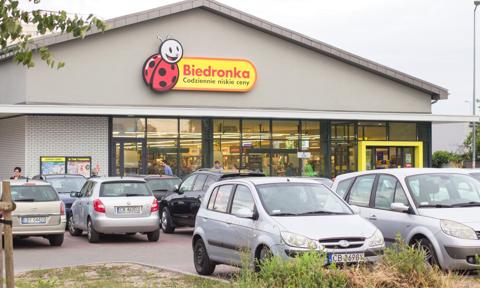 Biedronka Ponownie Wydluza Godziny Pracy Sklepow Bankier Pl