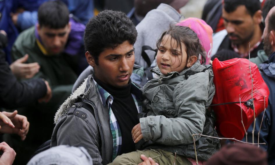 Porozumienie UE-Turcja ws. migrantów: Grecja dementuje, że żąda planu B