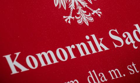 Alimenciarze korzystają z luki prawnej. Spór o status komorników utrudnia ściganie