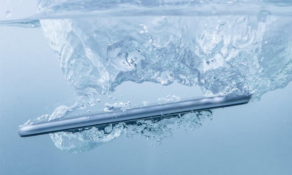 Rynek smartfonów skurczył się o jedną piątą. Samsung tuż przed Huaweiem