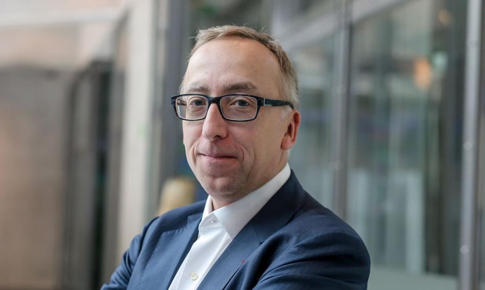 Zmiany personalne w RPP? PO konsultuje kandydaturę Jakuba Karnowskiego