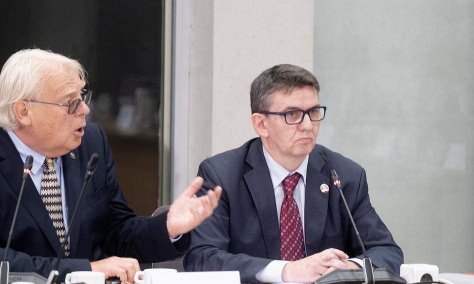 Były szef SKW: rozumiem szefów służb, którzy zdecydowali się na zakup Pegasusa