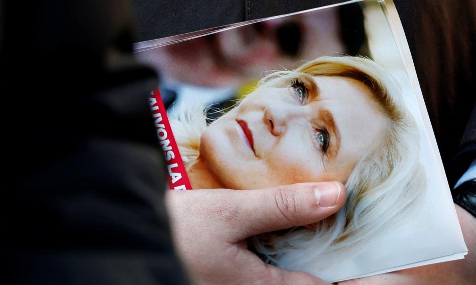 Le Pen oskarża &quot;tyranię sędziów&quot; i &quot;system&quot;, który użył wobec niej &quot;broni nuklearnej&quot;
