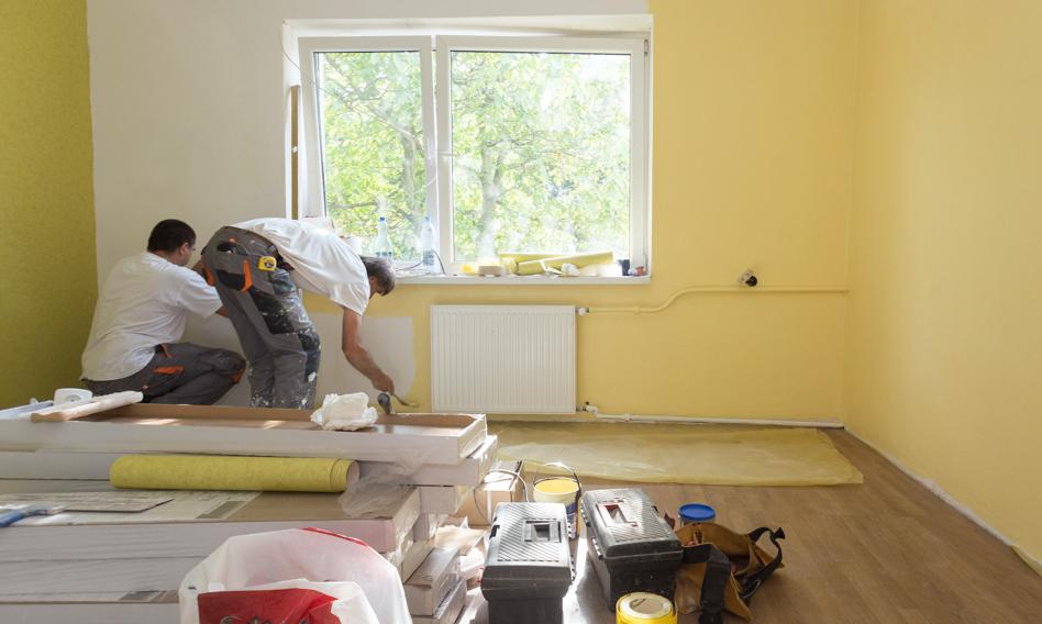 "Pierwsze klucze" zwi臋ksz膮 popyt na remonty. Ju偶 teraz brakuje r膮k do pracy