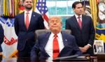 Cyniczne kłamstwa, dezinformacja, wpadki i mała wiedza, czyli rok prezydentury Trumpa w pigułce