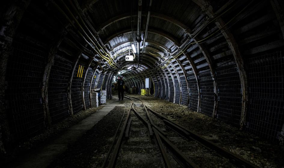 Wypadek w kopalni Sobieski w Jaworznie. &quot;Z trzema górnikami nie ma kontaktu&quot;