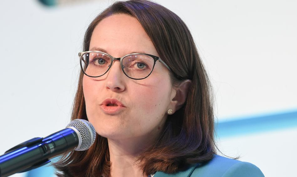 Rzeczkowska w „Handelsblatt”: Nie czekamy na pieniądze z Brukseli