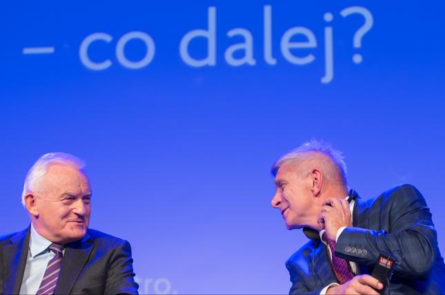 Leszek Miller i Marek Belka podczas konferencji "Europa - wczoraj, dziś i jutro".