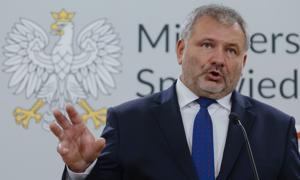 ABW zatrzymała pięciu menedżerów Orlenu. Żurek: Straty spółki sięgają 4,1 mld zł