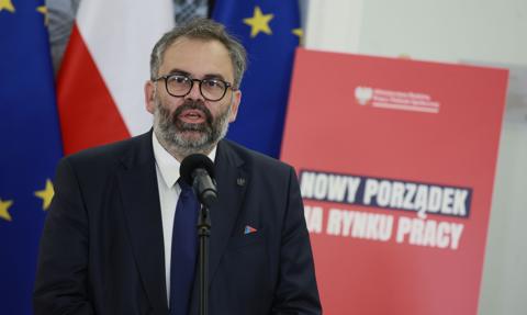 Bezdzietne kobiety mają pracować dłużej? Prezes ZUS: To nie zwiększy dzietności