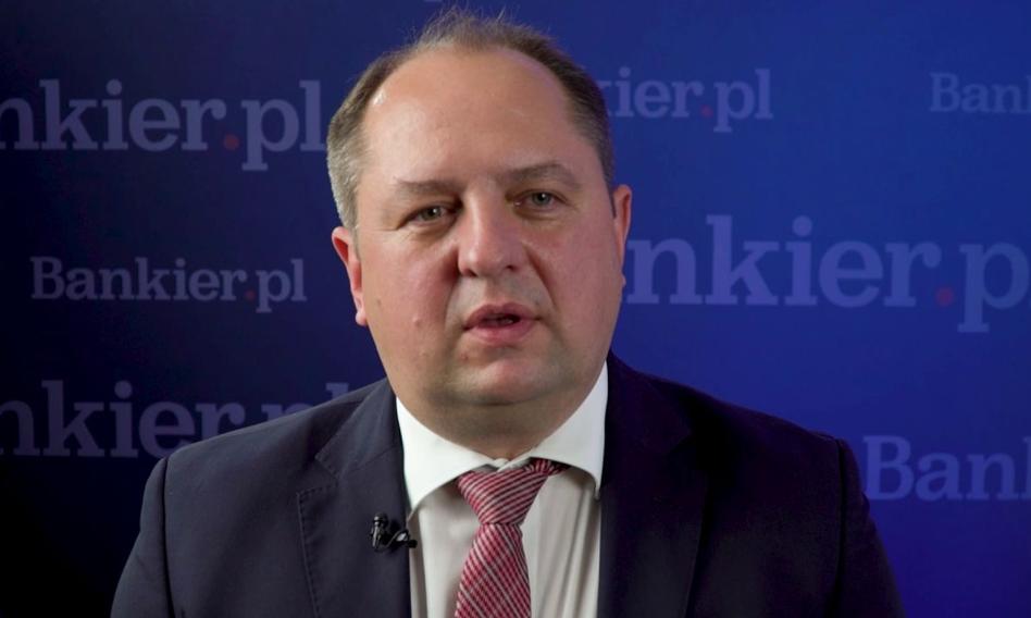 Co sprzyja złotu? Czynniki wpływające na wzrost wartości złota w 2024 roku