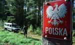 Pas graniczny między Polską i Rosją atrakcją wśród turystów. Za nielegalne przejście grozi grzywna 500 zł