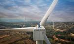Słońce i wiatr wyprzedziły węgiel. Energetyka w punkcie zwrotnym