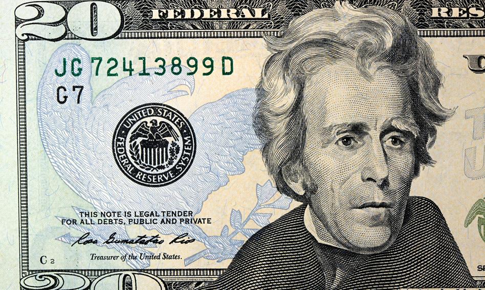 Kurs euro stabilny. Złoty może stracić na mocniejszym dolarze