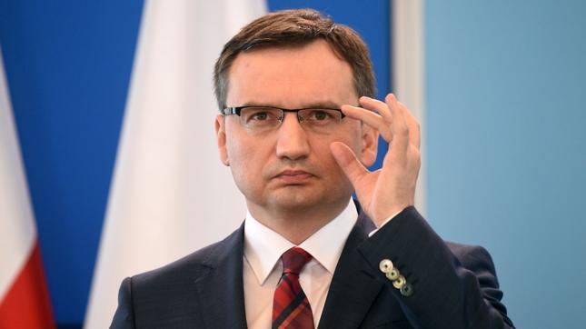 Ziobro: 25 lat więzienia za fałszowanie faktur wartych 10 mln zł, a nie 5 mln zł