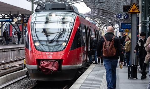Pociągiem z Londynu do Frankfurtu w 5 godzin? Nadchodzi rewolucja na torach