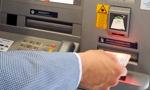 Raz 5 zł, raz 8%... za nic. Srogie opłaty za użycie "kredytówki" w bankomacie