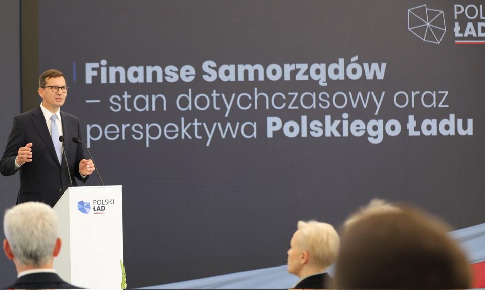 Premier zaprezentował "Polski ład" dla samorządów. 8 mld zł dodatkowej subwencji jeszcze w 2021 roku