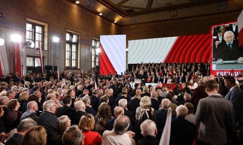 Kaczyński odkrywa karty. Przemysław Czarnek kandydatem PiS na premiera