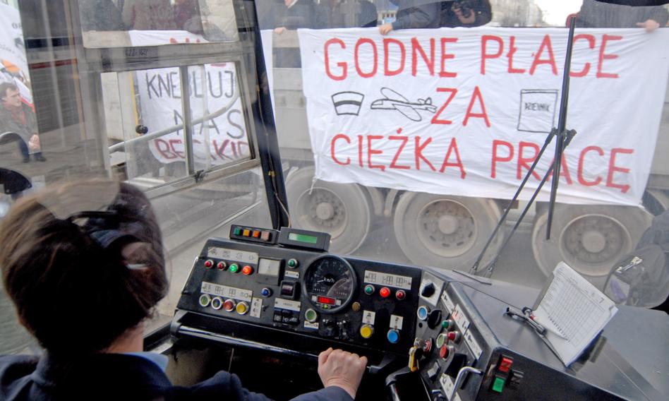 Zmiana czasu na zimowy. Za dłuższą pracę przysługuje dodatek