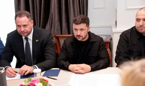 Dyplomatyczna ofensywa w Genewie. Trwają prace nad „sprawiedliwym pokojem”