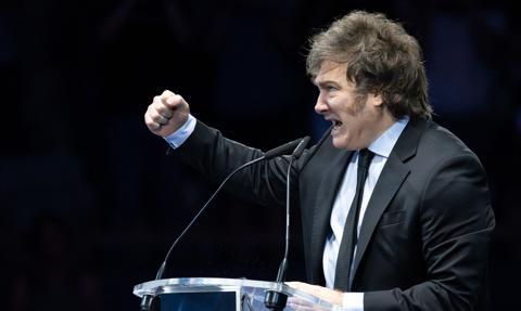 Milei zablokował podwyżki emerytur. Wiceprezydent nazywa zdrajczynią