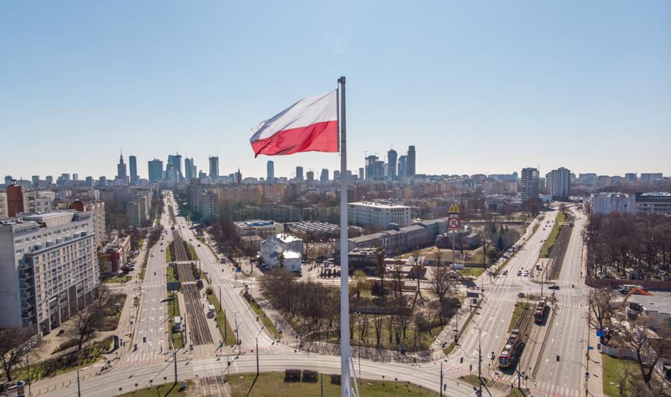 PKB Polski: stan epidemii przeszedł w stan recesji