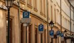 W Krakowie oszukują "na parkometrach". Policja poszukuje poszkodowanych