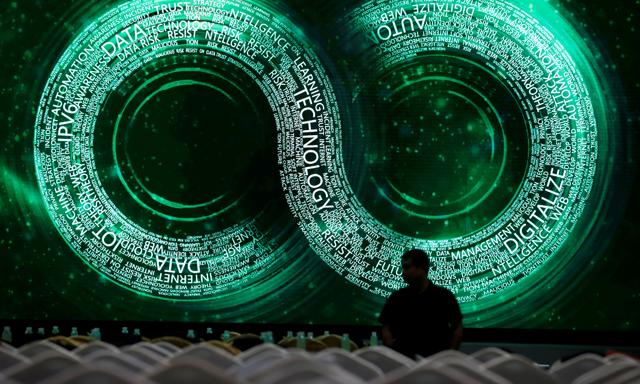 Co godzinę dochodzi do 971 cyberataków