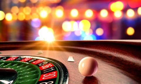 3 miliony Polaków gra nielegalnie. „Państwo karze graczy, a bezsilnie patrzy na raje podatkowe”